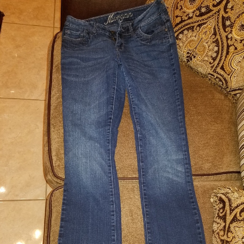 delia’s medium wash jeans juniors